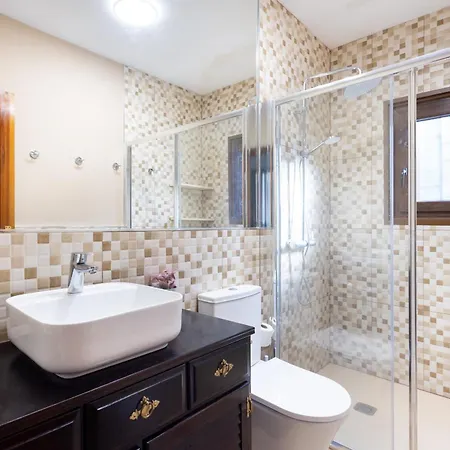 Semesterbostad Okstay Misueno *